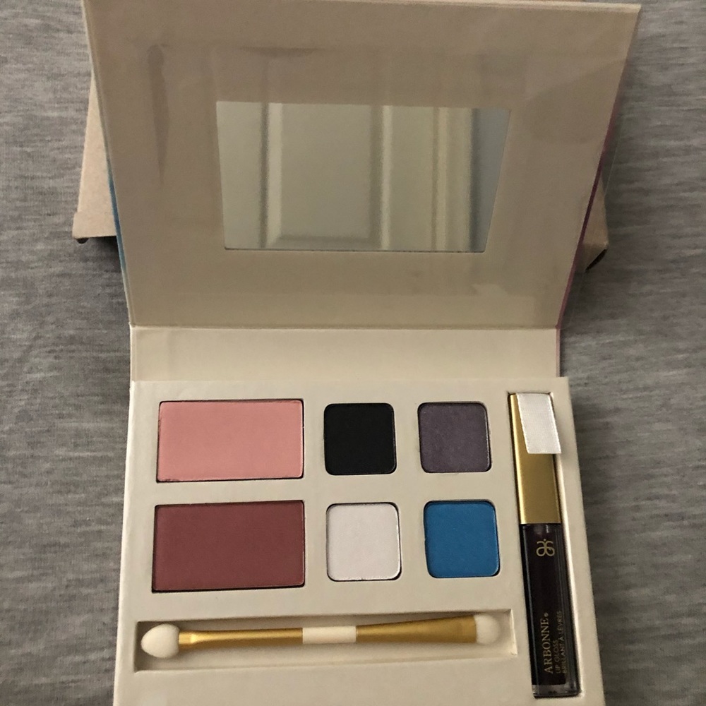 Arbonne Makeup Pallete